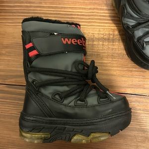 Light up snow boots